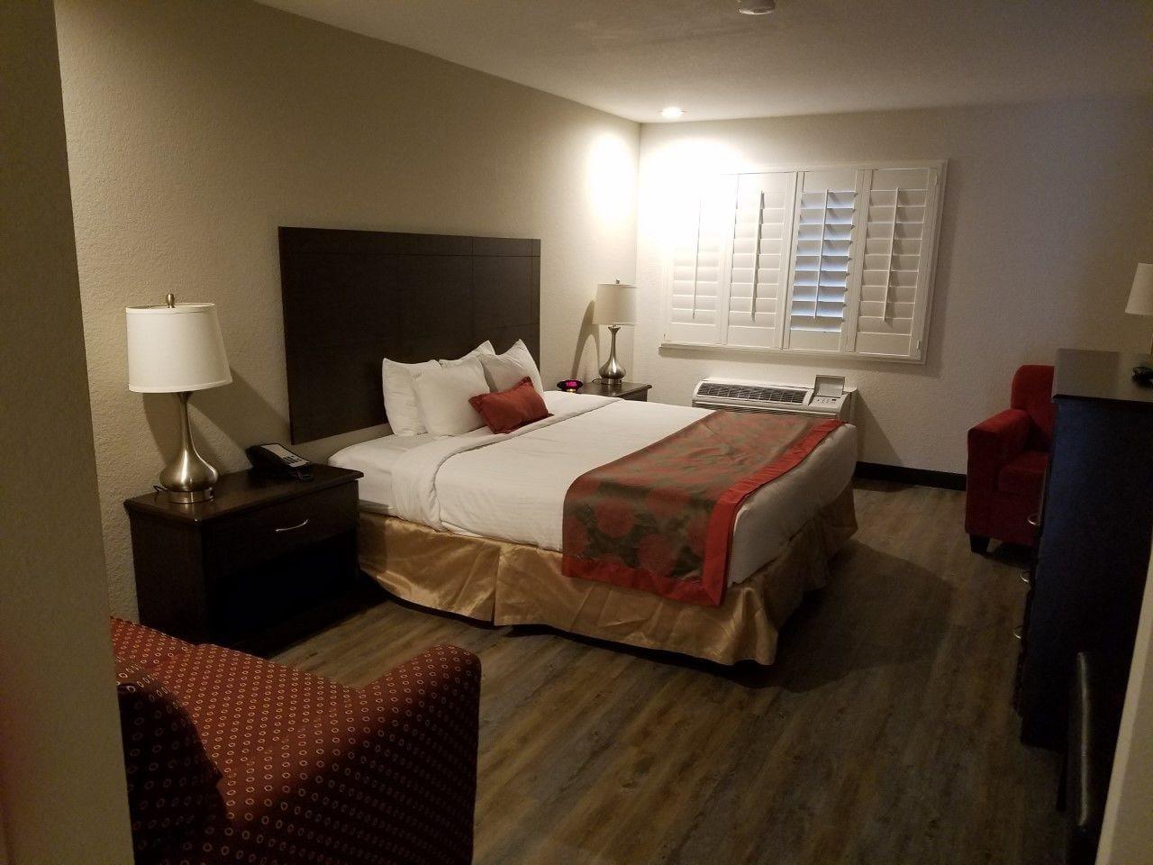Infinity Inn & Suites Темпе Екстериор снимка