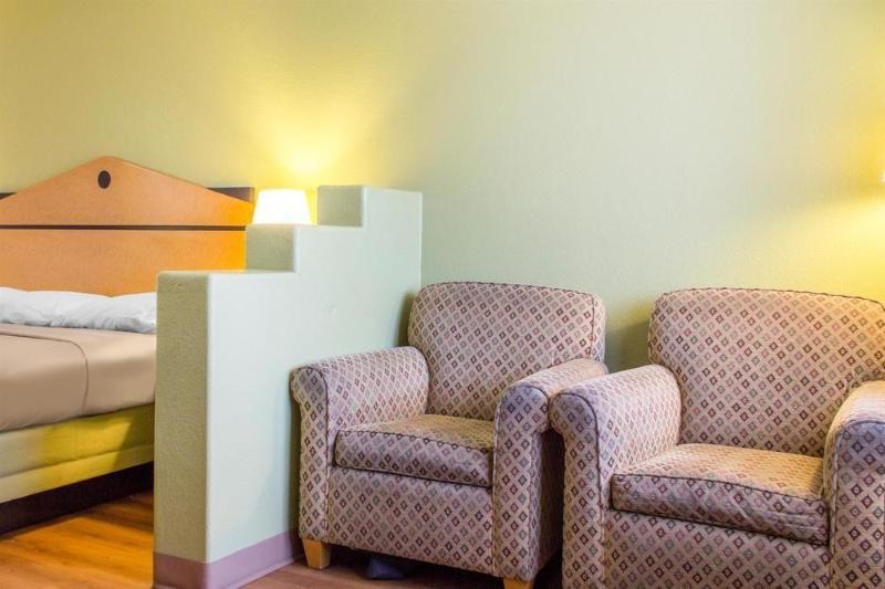 Infinity Inn & Suites Темпе Екстериор снимка