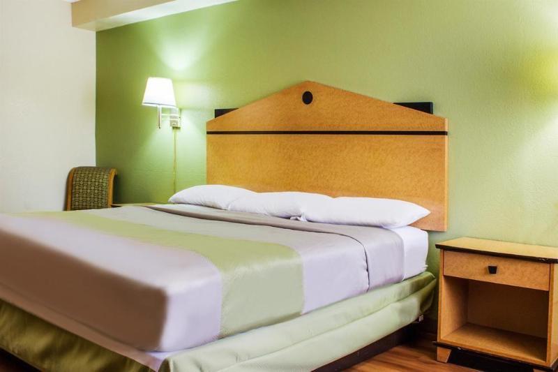 Infinity Inn & Suites Темпе Екстериор снимка