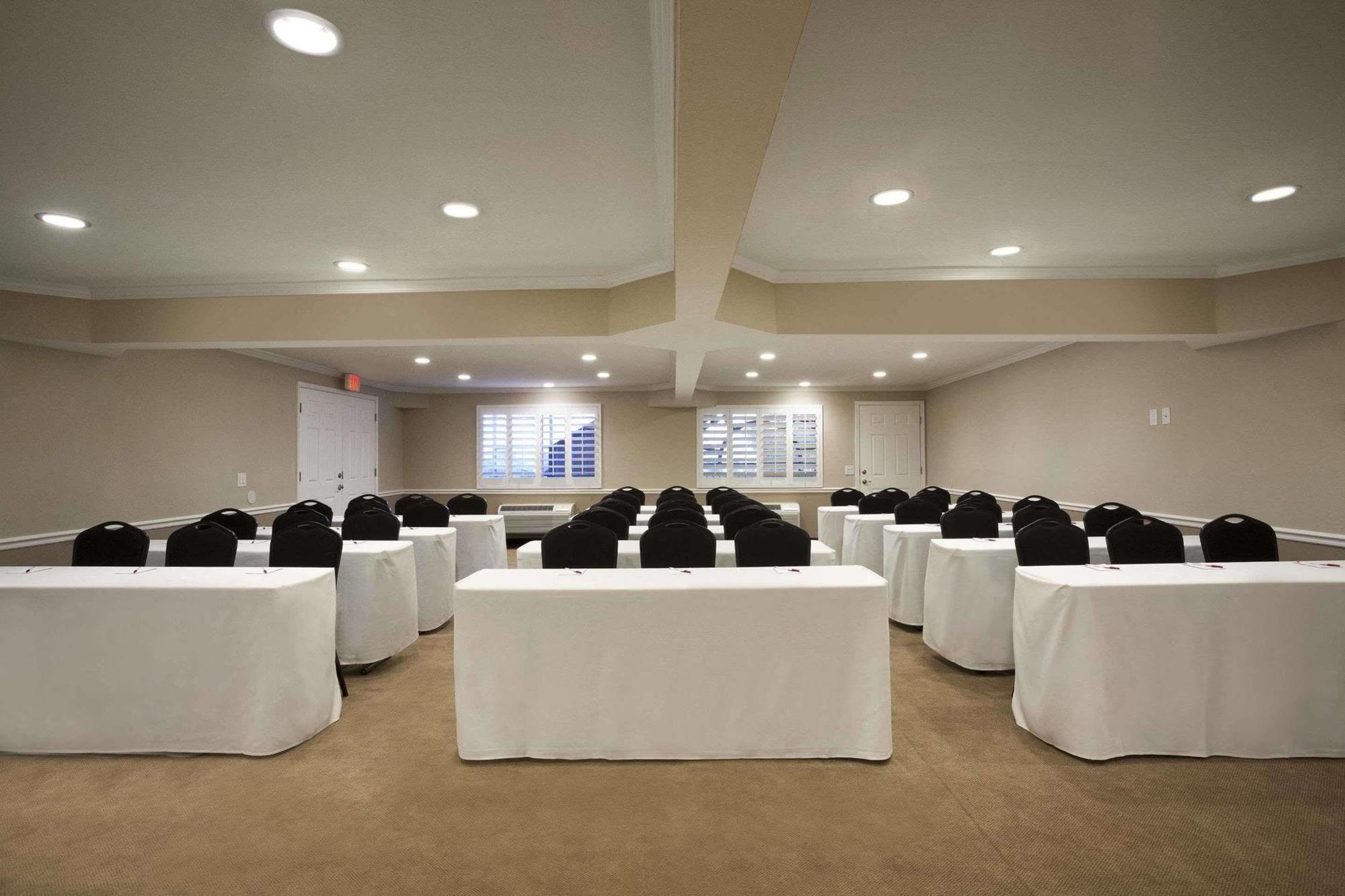 Infinity Inn & Suites Темпе Екстериор снимка