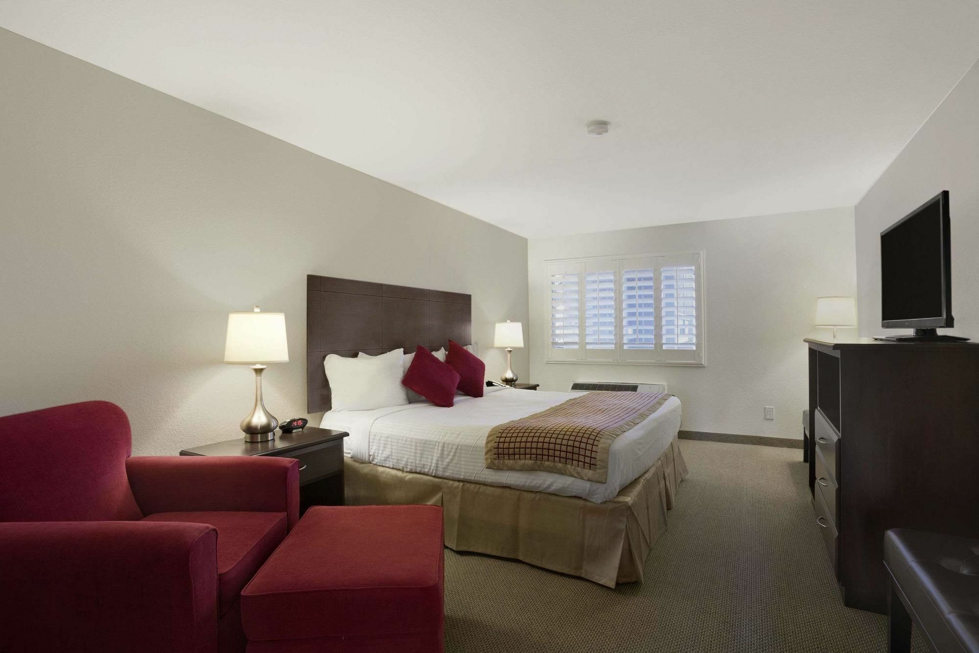 Infinity Inn & Suites Темпе Екстериор снимка